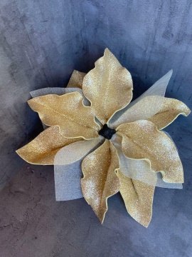 Новогодние цветы