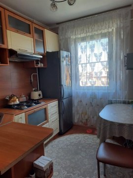 2-к квартира, 4/5 эт., 45м²