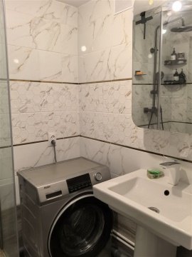 3-к квартира, 1/9 эт., 70м²