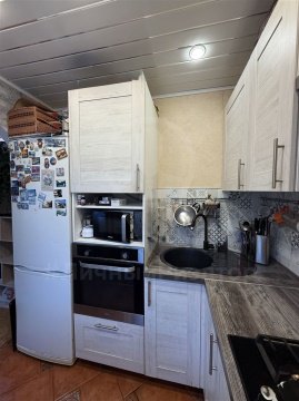 3-к квартира, 1/5 эт., 62м²